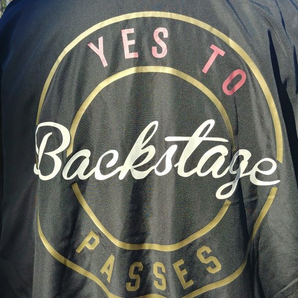 Plus Size Lightweight Jacket - Picture 3 of 14